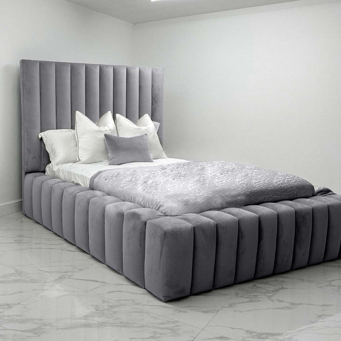 Lined Emperor Bed