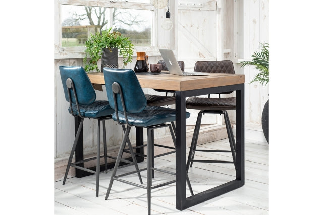 Richard Bar Table