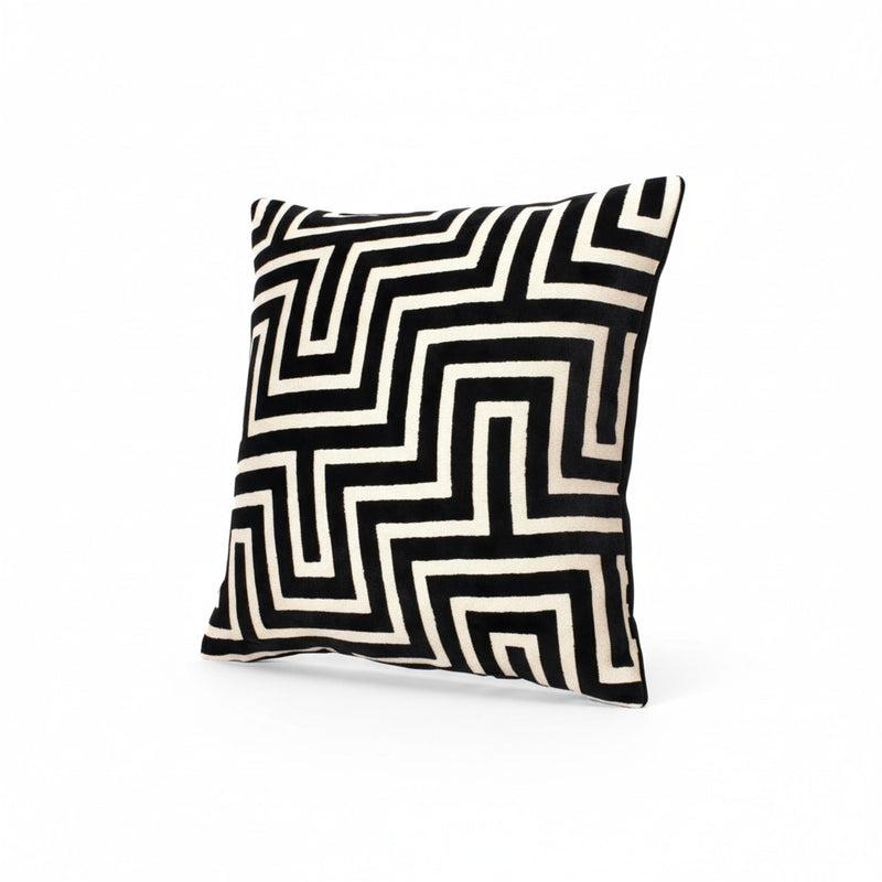 Large Paul Moneypenny Amazing Black