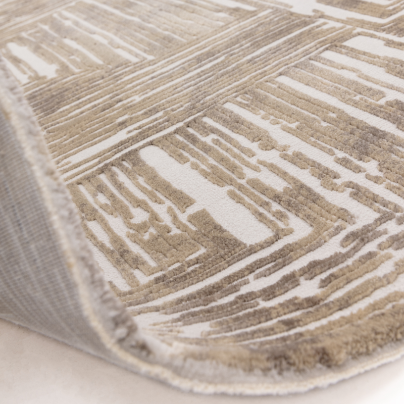 Medusa Portrait Beige